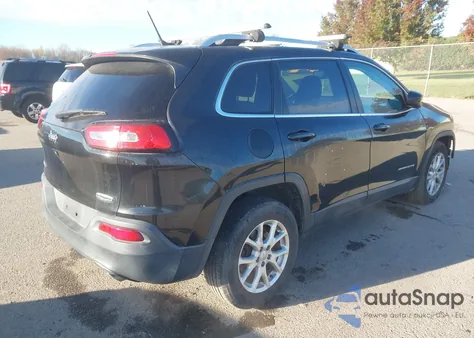 2014 Jeep Cherokee Latitude z USA, uszkodzony, nr VIN 1C4PJMCS6EW147699